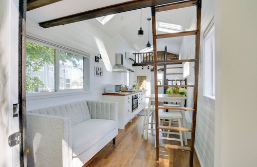 Defiance Apartment | ‘The Merlot Bungalow’ Defiance Tiny Home on Trail