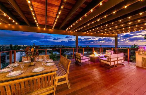 La Jolla Mesa House | The Mermaid House