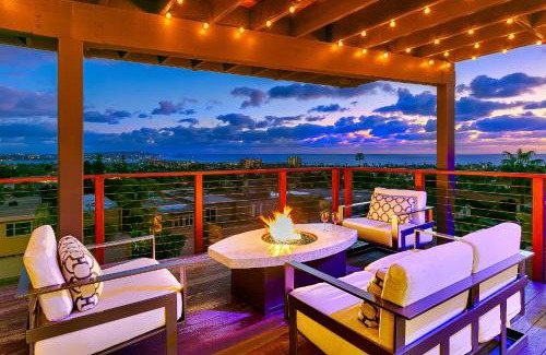 La Jolla Mesa House | The Mermaid House