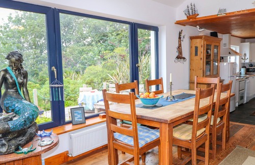 Maghery Cottage | THE MERMAID, pet friendly, with open fire in Dungloe, County Donegal