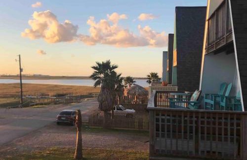 Surfside Beach House | The Mermaids Treasure Chest