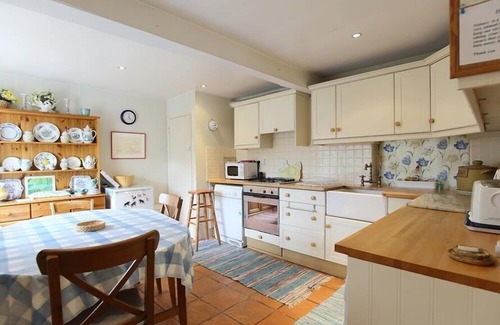 Tisbury Cottage | The Mews Cottage, TISBURY, NEAR BATH