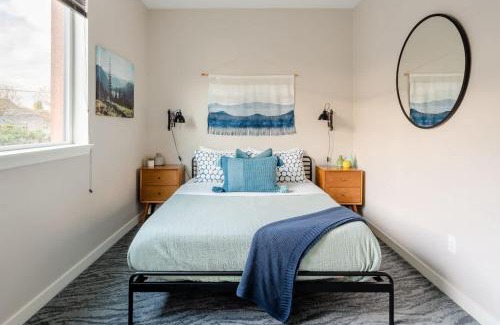 Belmont Apartment | The Mid-Century Cabin in Portland - Thrift & Eat
