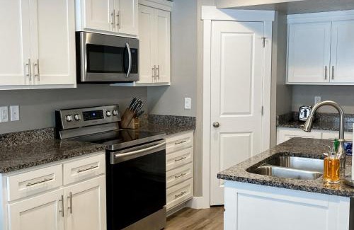 Garden City House | The Midnight Garden