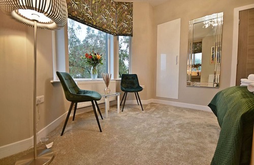 Rawtenstall Condo | The Milan Suite at Moat House