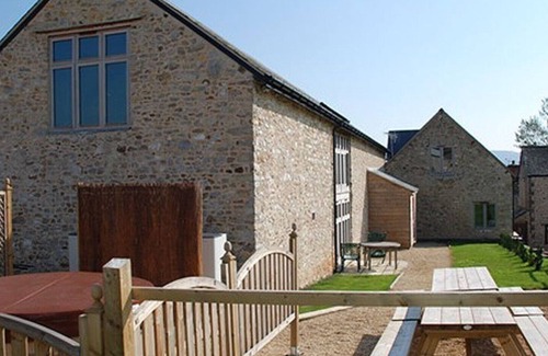 Kilmington House | The Milking Parlour. Hills Farm Stays