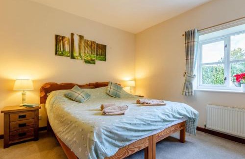 Muchelney House | The Milking Shed - Uk30436