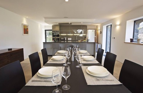 Burgh Island Cottage | THE MILKING SHED, pet friendly, with open fire in Bantham