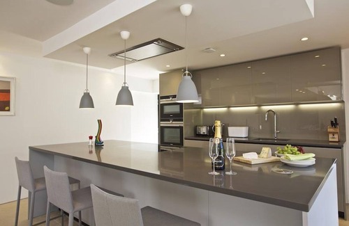 Burgh Island Cottage | THE MILKING SHED, pet friendly, with open fire in Bantham