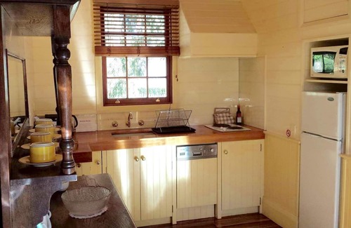 Richmond Cottage | The Mill House - Cottage Accommodation includes breakfast provisions