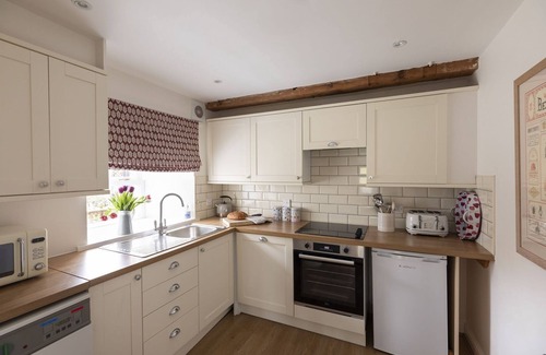 Kelso Cottage | THE MILL HOUSE - perfect for families, country sports or a cosy retreat