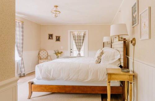 Millbrook Hotel | The Millbrook Inn