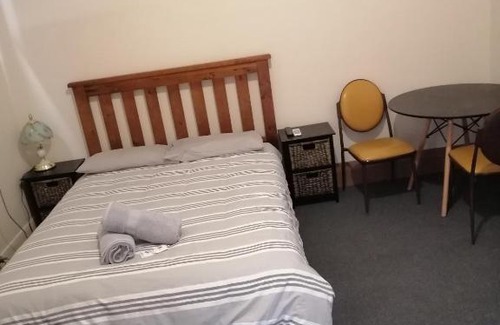 Lascelles Hotel | The Minapre Hotel
