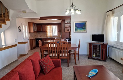 Porto Rafti Villa | The Mirador Boutique Villa with Scenic Sea View