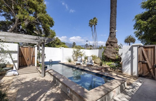 Montecito House | The Miramar Oasis: Plunge Pool 2 Blocks to Beach
