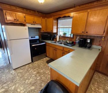 Venice Boat Rental | The Miss Ella Houseboat