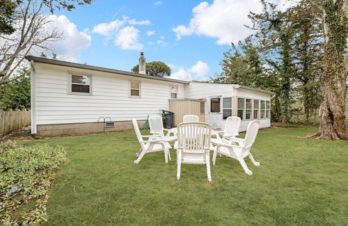 West Cape May Cottage | The Miss Scarlett Cottage Located in West Cape May, New Jersey