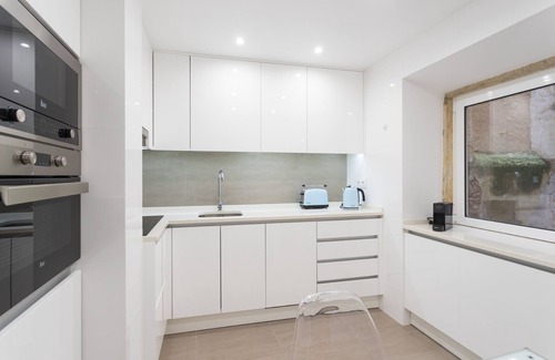 Encarnacao Apartment | The Modern 1551 Apartment