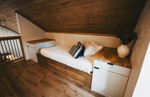 West Glacier House | The Modern Glacier House