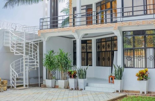 Burundi House | The Modern Sunset