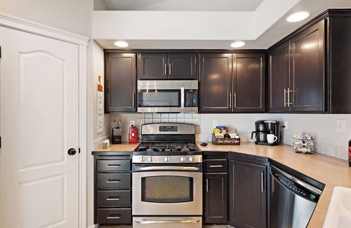 Nampa House | The Monarch by Host Boise near NNU and St Luke's Hospital