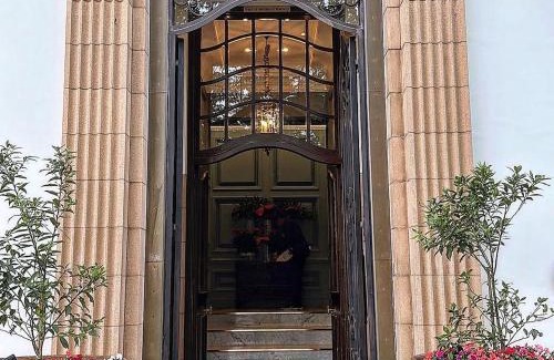 Greater Johannesburg Metropolitan Area Hotel | The Monarch Hotel