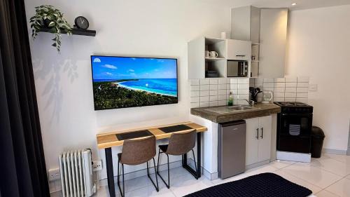 Downtown Johannesburg Apartment | The Monochrome Apartment 209 - Urban Chic Escape - Open Plan Bathroom with Bathtub