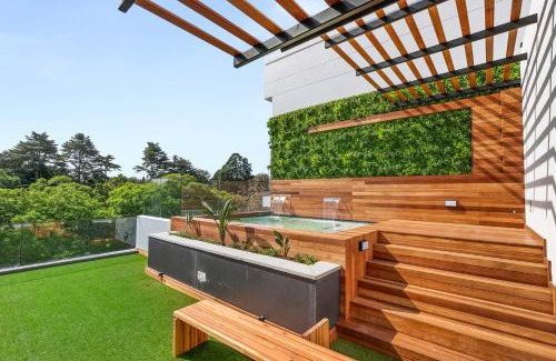 Greater Johannesburg Metropolitan Area Apartment | The Monroe Luxury Apartments