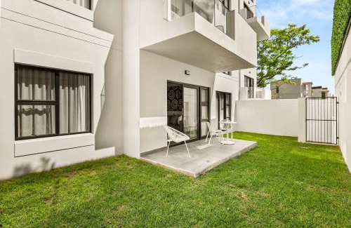 Greater Johannesburg Metropolitan Area Apartment | The Monroe Luxury Apartments