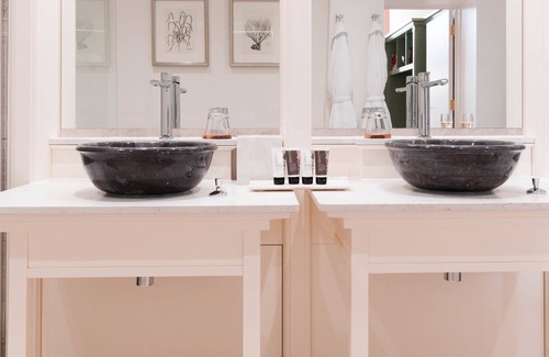 New Forest District Hotel | The Montagu Arms Hotel