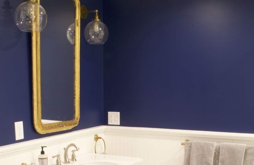 Historic Montford Apartment | The Montford Jewel ☆ Blocks to Downtown Asheville Edit