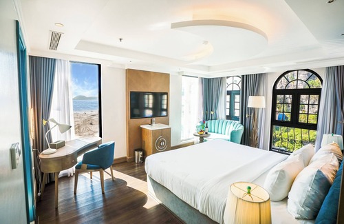 Cat Hai Hotel | The Moon Boutique Hotel Cat Ba