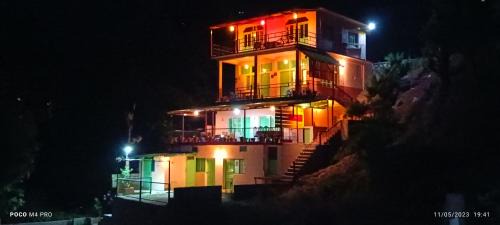 Amritpur Bed & Breakfast | The Moon Light Home stay
