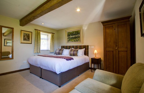 Trowle Common Hotel | The Moonraker Hotel