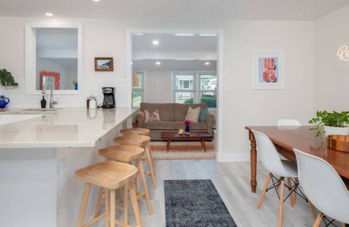 Westbrook Center Cottage | The Moonstone Cottage · Cozy + Walk to the Beach!
