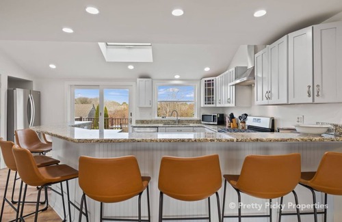 West Dennis House | The Moor-A-Sea: 128-D West Dennis – Heated Pool, Walk to Beach