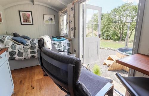 Oswestry House | The Moorhen Retreat