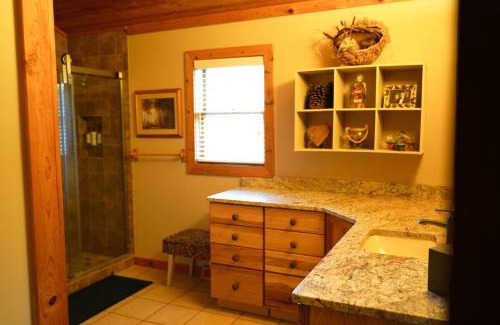 Thompsonville House | The Moose Lodge at Crystal Mountain