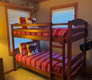 Thompsonville House | The Moose Lodge at Crystal Mountain