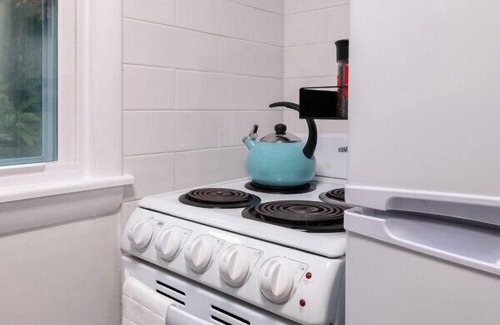 Old Mystic Apartment | The Morgan Studio · Near Mystic, Casinos + USCGA