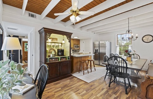 Steinhatchee Cottage | The Morning Glory Cottage