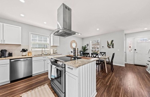 North Charleston House | The Mossy Oak House of Charleston