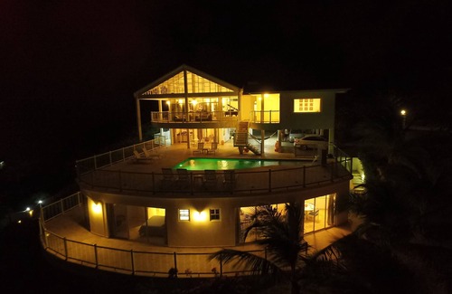 Soto Villa | The Most Beautiful and Relaxing Oceanfront Views of Curacao