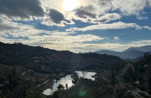 Fallbrook Villa | The most breathtaking Lake and Mountain View