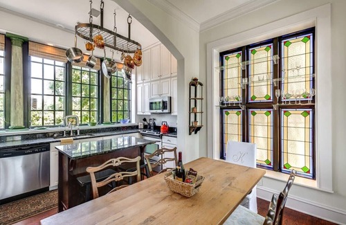 Cannonborough Elliotborough House | The Most Charming Old Brick Alley, Charleston