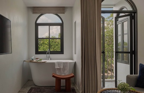 Chanthaburi Hotel | The Motifs Eco Hotel