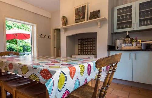Swanage Villa | The Mount Swanage - sleeps 16 guests in 7 bedrooms