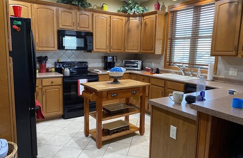 Whittier Cabin | The Mountain View Lodge - Luxury in Whittier! Awesome views from every deck!