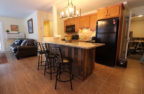 Killington Condo | The mountains are calling! Renovated 2 Bdrm 3 Bath 4 queen beds close to all
