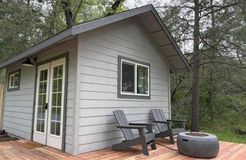 Ahwahnee House | The Mountains are Calling - Private, Guesthouse Retreat near Yosemite